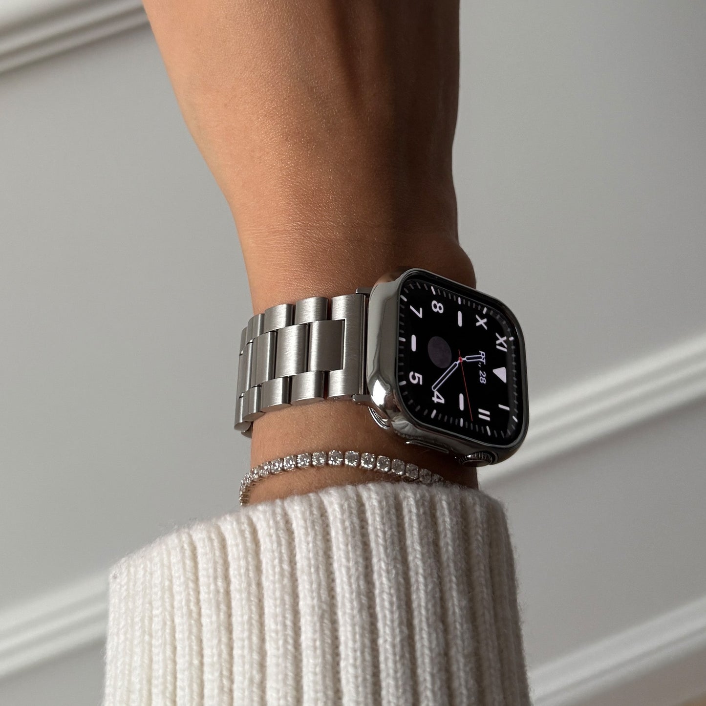 CAMERON APPLE WATCH BAND