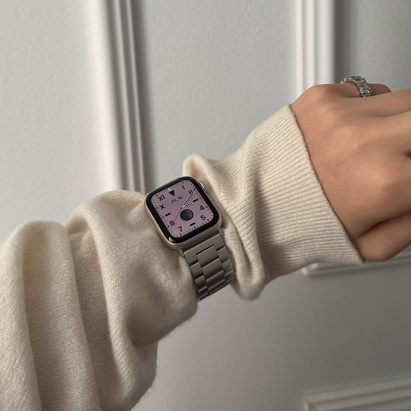 CAMERON APPLE WATCH BAND