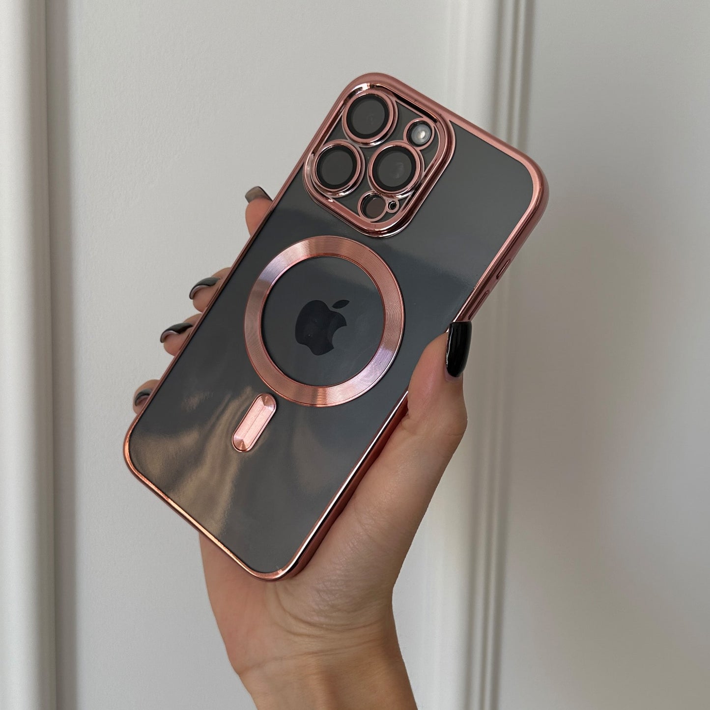 BLANCA IPHONE CASE