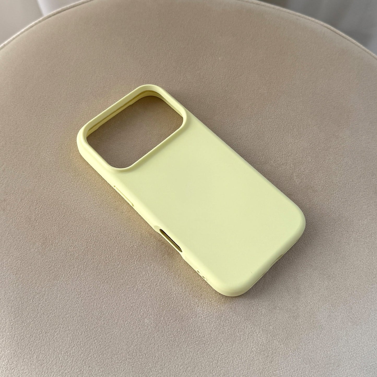 ETUI MIA DO IPHONE